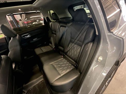 Used 2023 Nissan Rogue Platinum w/ Platinum Premium Package FWD image 22