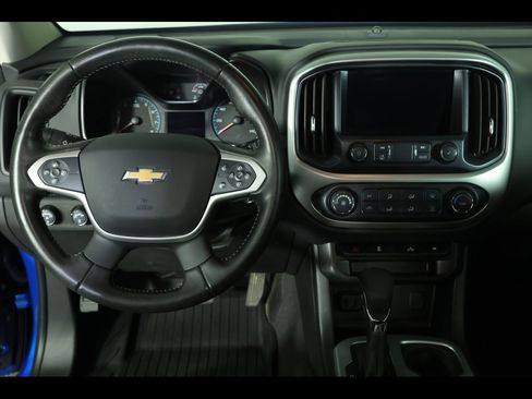 Used 2022 Chevrolet Colorado LT w/ LT Convenience Package image 13