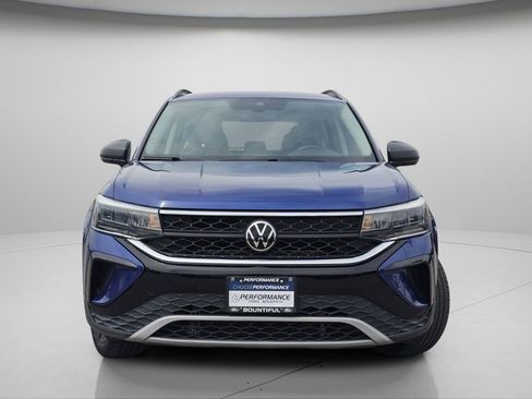 Used 2023 Volkswagen Taos S w/ Driver Assistance Package FWD image 3