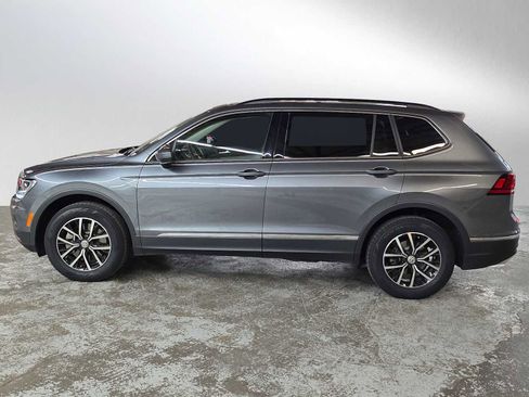 Used 2021 Volkswagen Tiguan SE AWD/4WD image 6