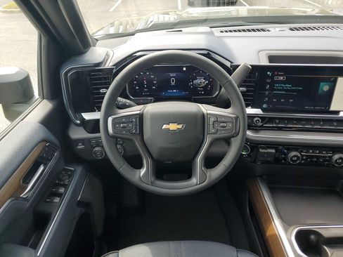 New 2026 Chevrolet Silverado 3500 High Country w/ Z71 Off-Road Package AWD/4WD image 11