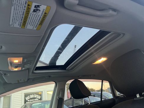 Used 2015 Subaru Crosstrek 2.0i Premium w/ Moonroof Package image 31