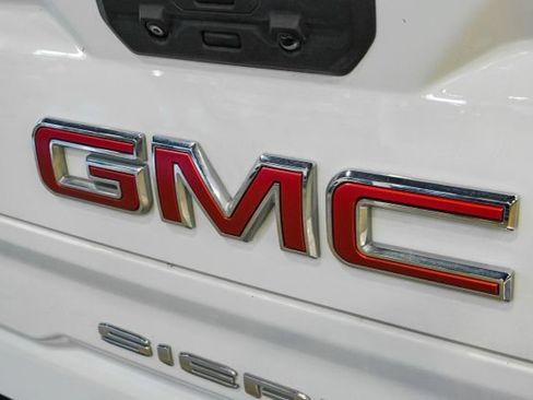 Used 2022 GMC Sierra 1500 SLT AWD/4WD image 63