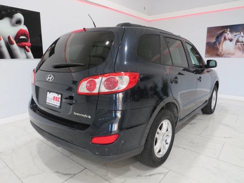 Used 2011 Hyundai Santa Fe GLS image 4