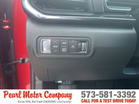 Used 2026 GMC Terrain AT4 AWD/4WD image 14