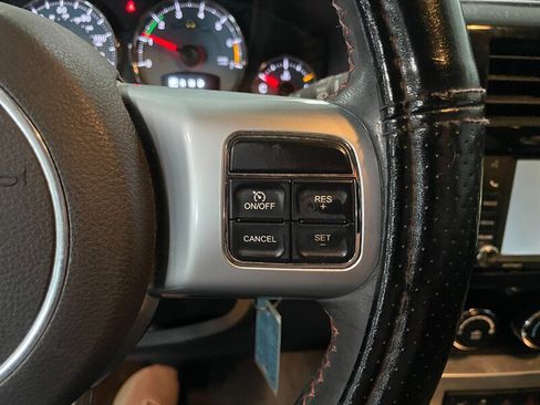 Used 2012 Jeep Liberty Arctic AWD/4WD image 11