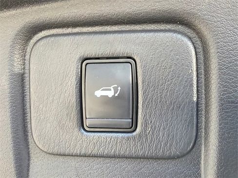 Used 2016 Nissan Murano Platinum w/ Platinum Technology Package image 19