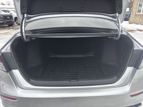 Used 2023 Honda Accord Sport image 7