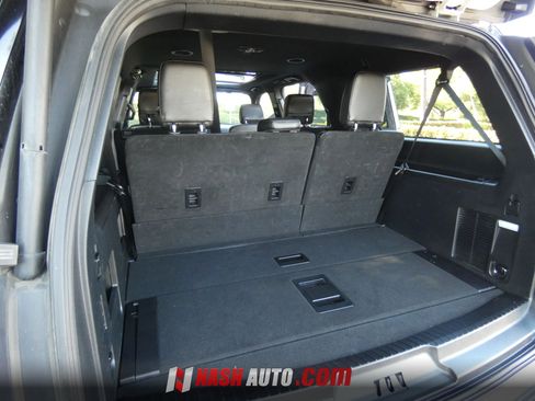 Used 2020 Ford Expedition Max XLT w/ Equipment Group 202A RWD image 50