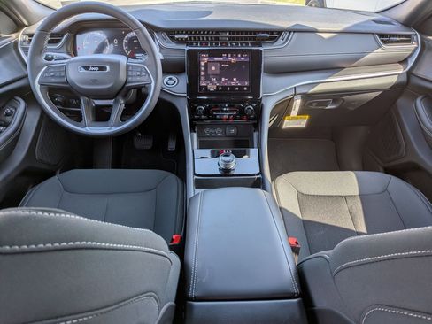 New 2026 Jeep Grand Cherokee Laredo X image 31