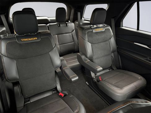 New 2026 Ford Explorer Tremor image 18