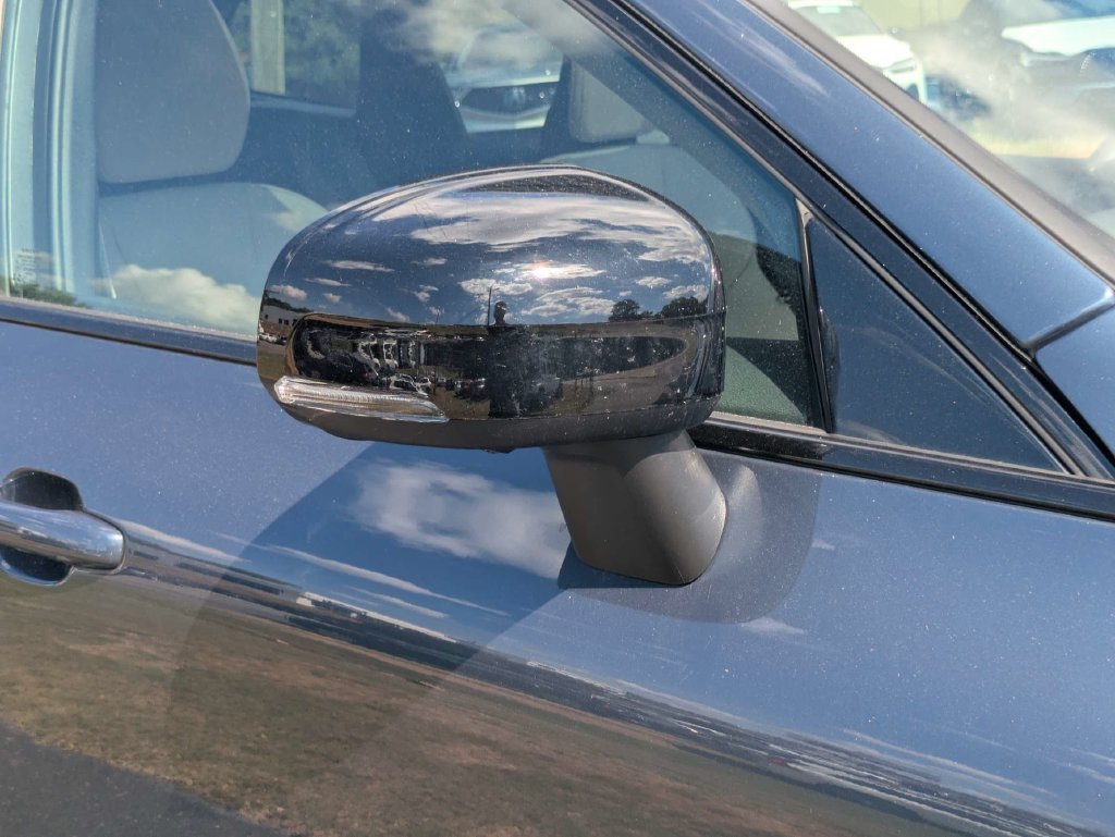 Used 2026 Volvo XC60 B5 Plus AWD/4WD image 12