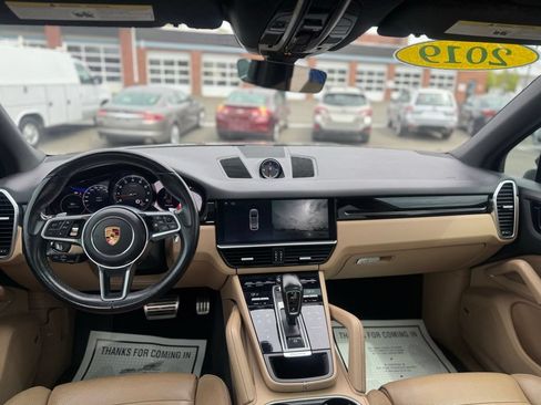 Used 2019 Porsche Cayenne S AWD/4WD image 30