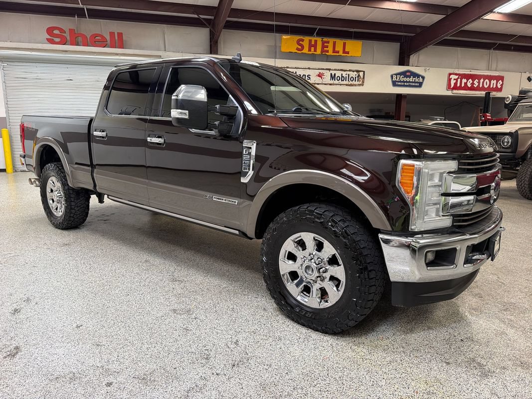 Used 2019 Ford F250 King Ranch w/ King Ranch Ultimate Package AWD/4WD image 11