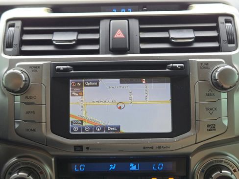 Used 2019 Toyota 4Runner Limited AWD/4WD image 18