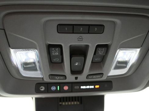 Used 2025 Chevrolet Silverado 1500 LTZ w/ LTZ Premium Package image 22