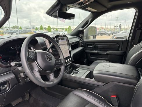 Used 2024 RAM 2500 Limited image 2