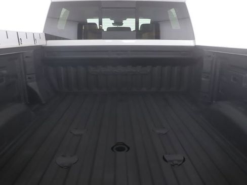 Used 2024 GMC Sierra 2500 Denali Ultimate AWD/4WD image 32