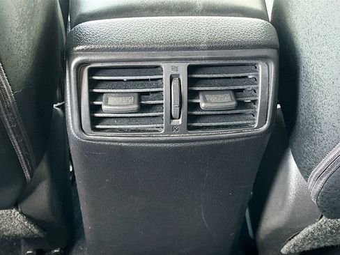 Used 2022 Nissan Rogue Sport SL AWD/4WD image 25