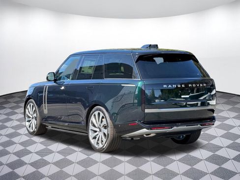 New 2026 Land Rover Range Rover SE AWD/4WD image 3