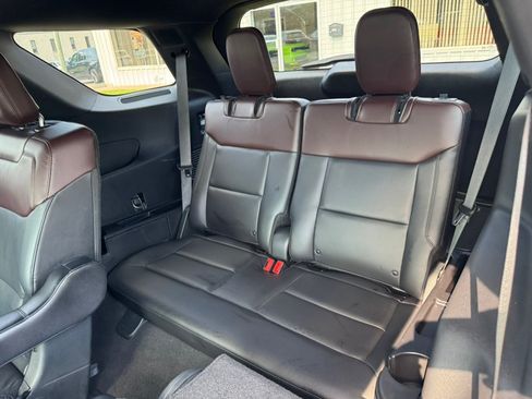 Used 2021 Ford Explorer Platinum w/ Equipment Group 601A AWD/4WD image 19