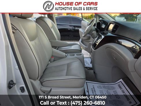 Used 2016 Nissan Quest SV w/ Leather Package FWD image 40
