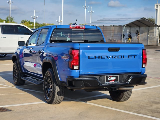 Used 2026 Chevrolet Colorado Trail Boss AWD/4WD image 2