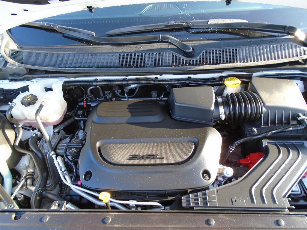 Certified 2026 Chrysler Pacifica Limited w/ S Appearance Package FWD image 22