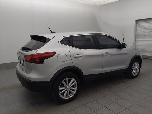 Used 2017 Nissan Rogue Sport S w/ S Appearance Package FWD image 10