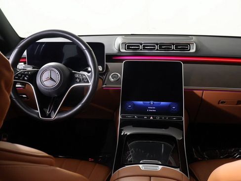 Used 2023 Mercedes-Benz S 500 4MATIC image 37