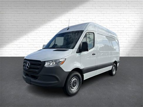 New 2025 Mercedes-Benz Sprinter 2500 image 3