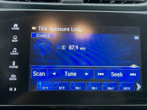 Used 2019 Honda CR-V Touring image 19