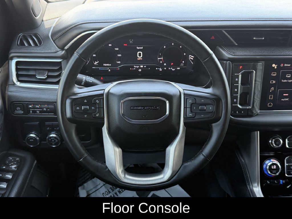 Used 2023 GMC Yukon Denali RWD image 14