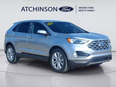Certified 2024 Ford Edge Titanium AWD/4WD image 3