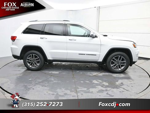 Used 2019 Jeep Grand Cherokee Limited image 14