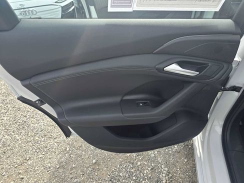 New 2025 Audi A6 e-tron Ultra image 16