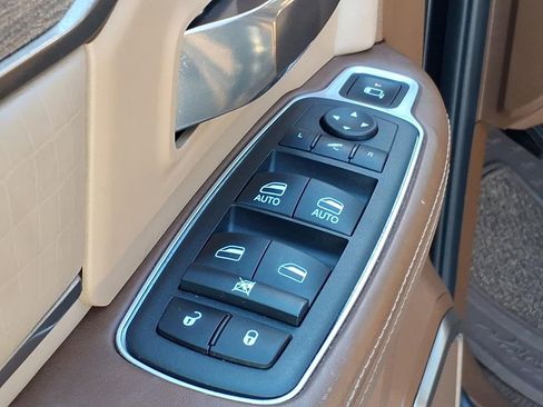 Certified 2022 RAM 2500 Limited image 10