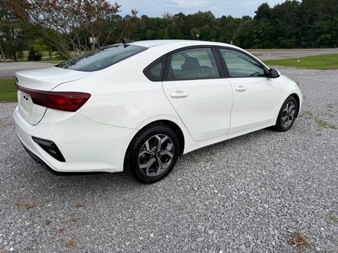 Used 2020 Kia Forte LXS FWD image 6