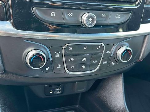 Certified 2023 Chevrolet Traverse RS AWD/4WD image 32