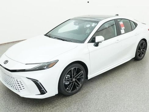 New 2026 Toyota Camry XSE FWD image 34