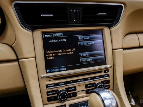 Used 2014 Porsche 911 Turbo S AWD/4WD image 90