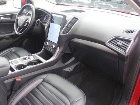 Certified 2024 Ford Edge SEL image 23