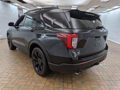 Used 2023 Ford Explorer ST-Line w/ Class IV Trailer Tow Package image 5