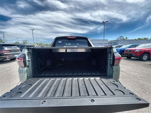 Used 2024 Hyundai Santa Cruz SEL w/ Activity Package image 23