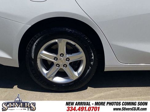 Used 2022 Chevrolet Malibu LS FWD image 44