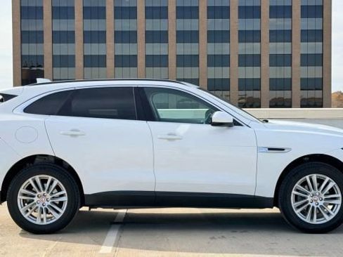 Used 2019 Jaguar F-PACE Prestige image 6