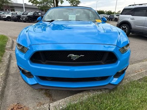 Used 2017 Ford Mustang GT Premium w/ Equipment Group 401A RWD image 6