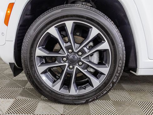 Used 2023 Jeep Grand Cherokee Overland w/ Adv Protech Group III image 47