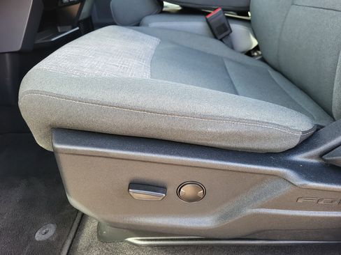 Used 2023 Ford F150 XLT image 8