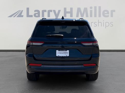 New 2026 Jeep Grand Cherokee Limited AWD/4WD image 5